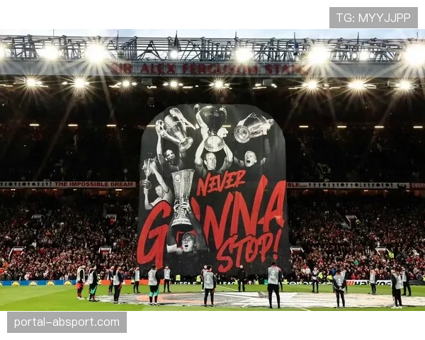 海登海姆主场球迷展示巨幅TIFO，纪念俱乐部升入德甲三周年